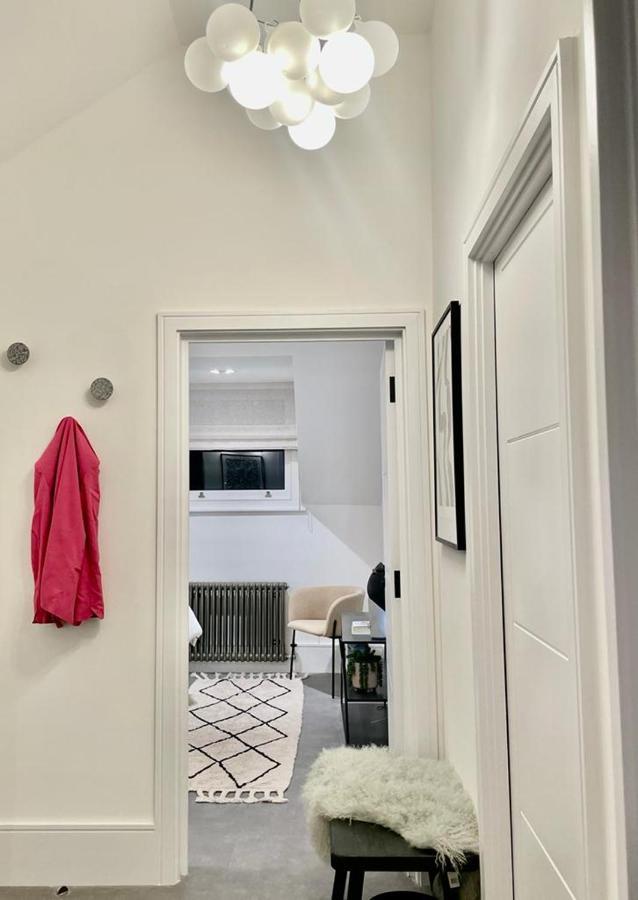 2 Bedroom Penthouse * London