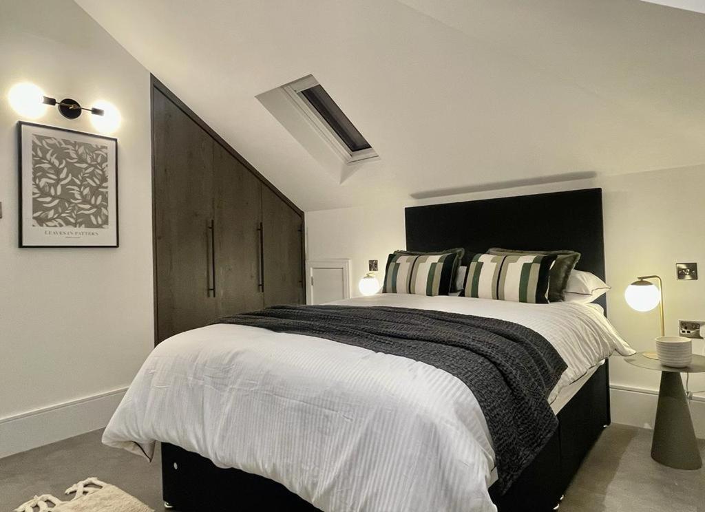 Apartment 2 Bedroom Penthouse London
